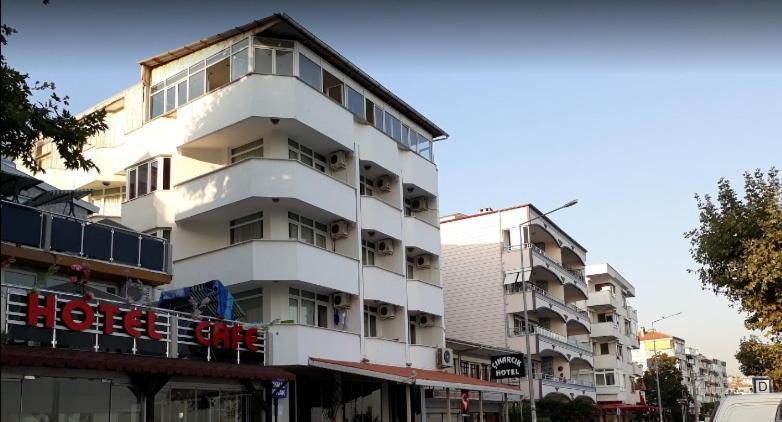 Cinarcik Hotel エクステリア 写真